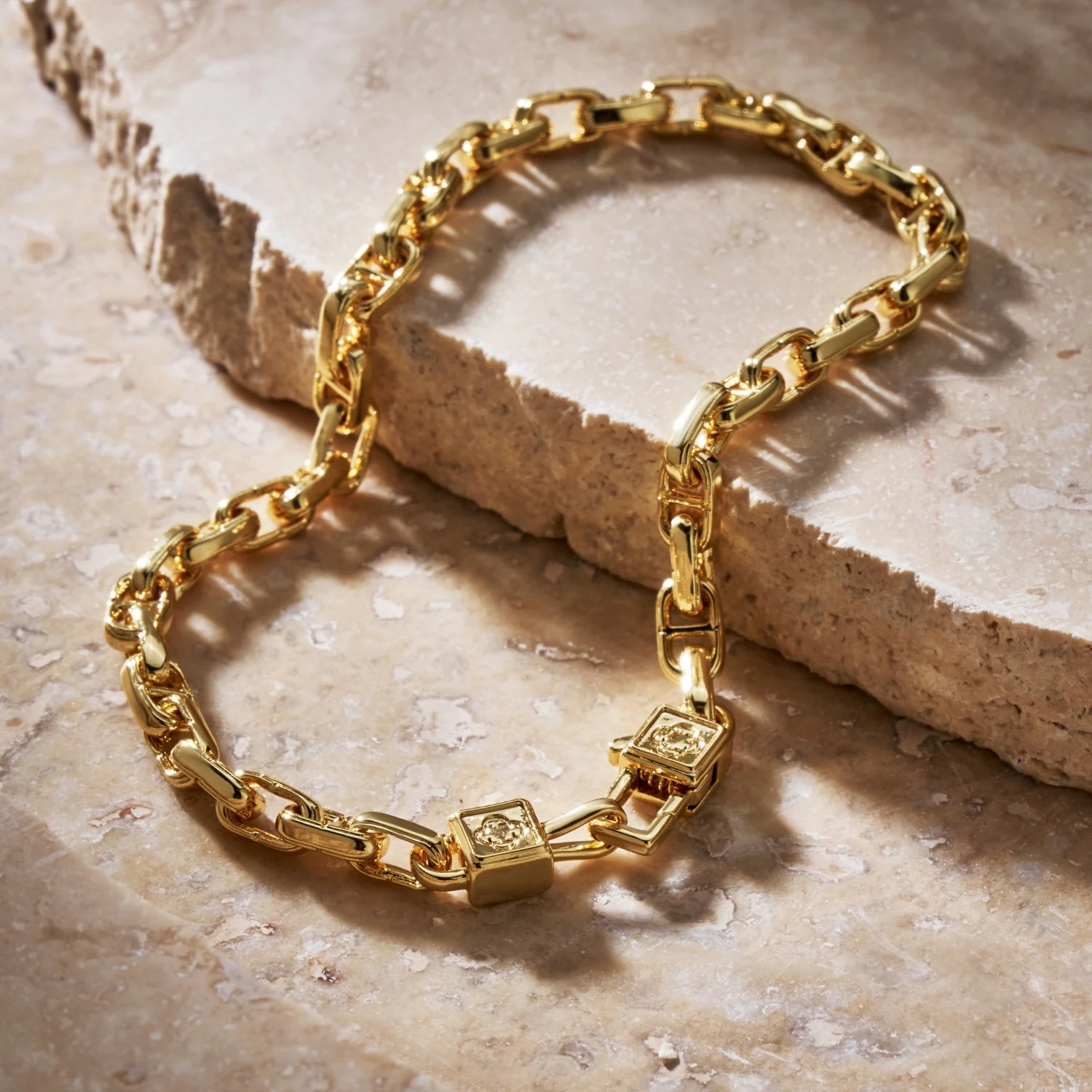 CD Anchor Link Bracelet (Gold) - Image 4