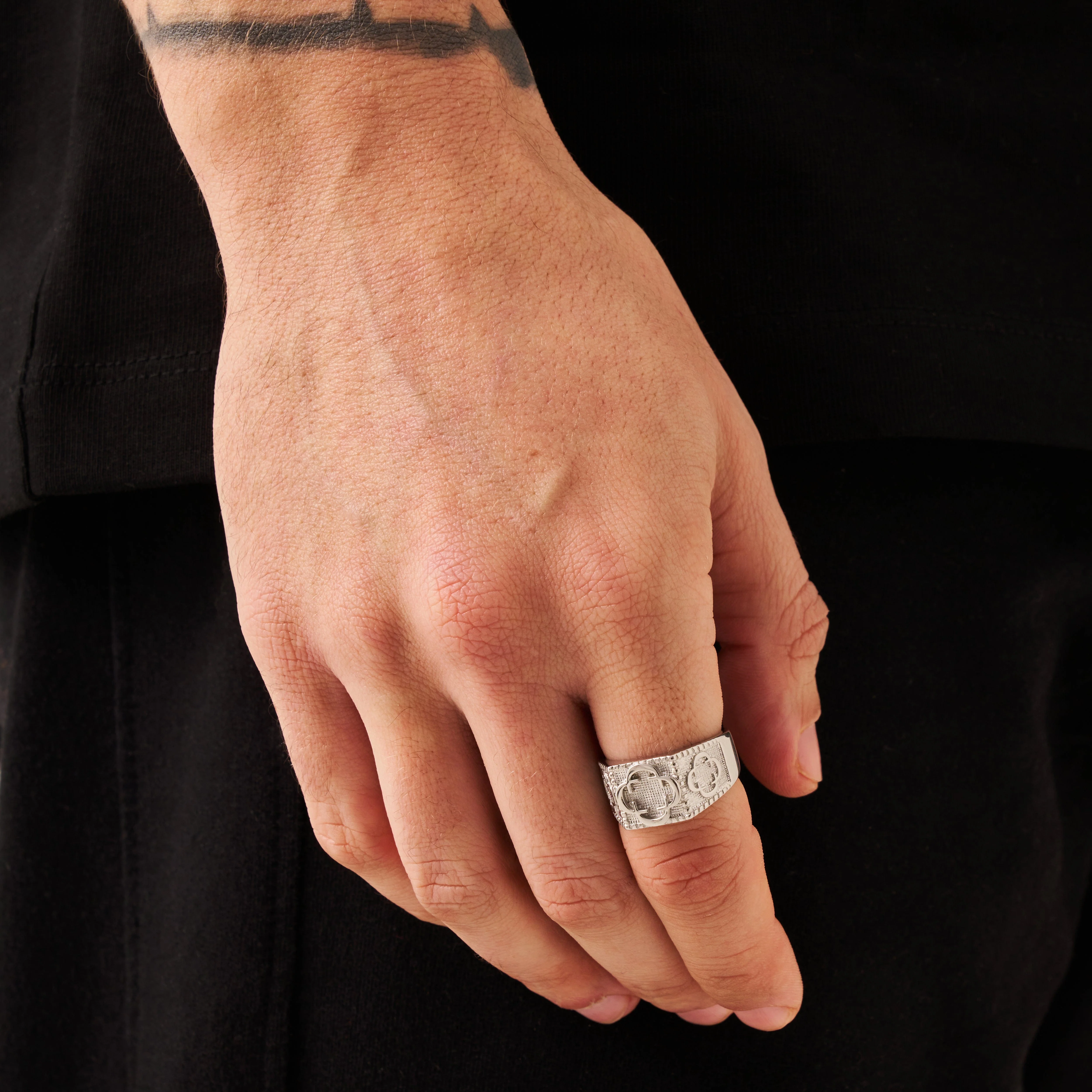 Clover Sovereign Ring (Silver) - Image 4