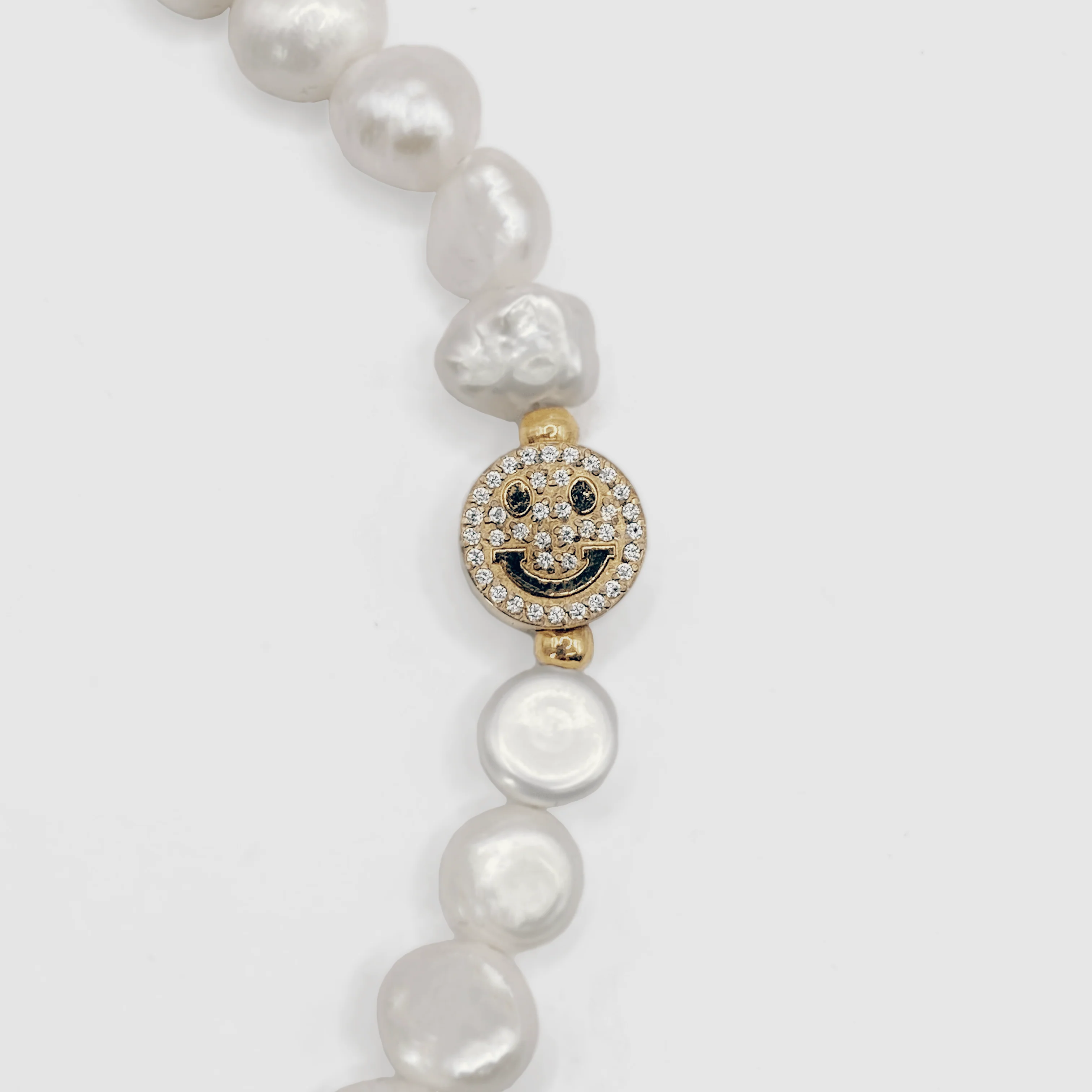 Iced Smiley Real Pearl Bracelet (Gold) - Image 3