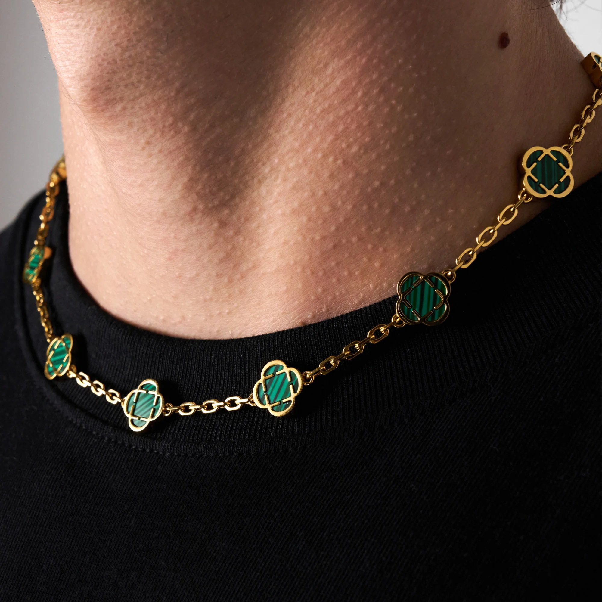 Malachite Clover Stone Necklace (Gold) - Image 5