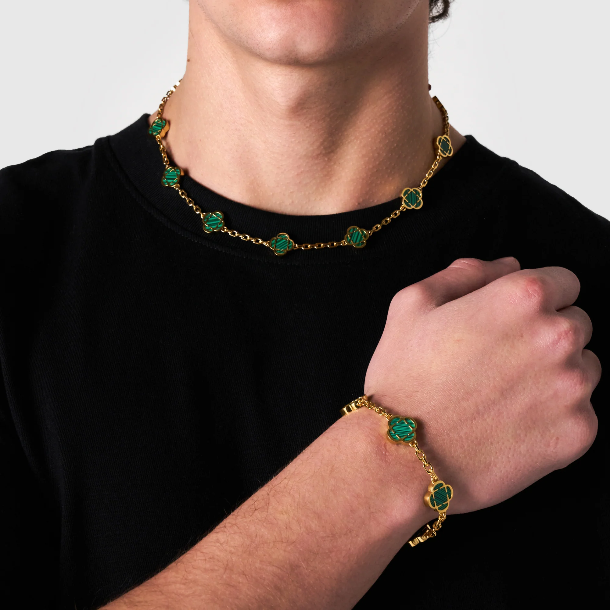 Malachite Clover Stone Necklace (Gold) - Image 6