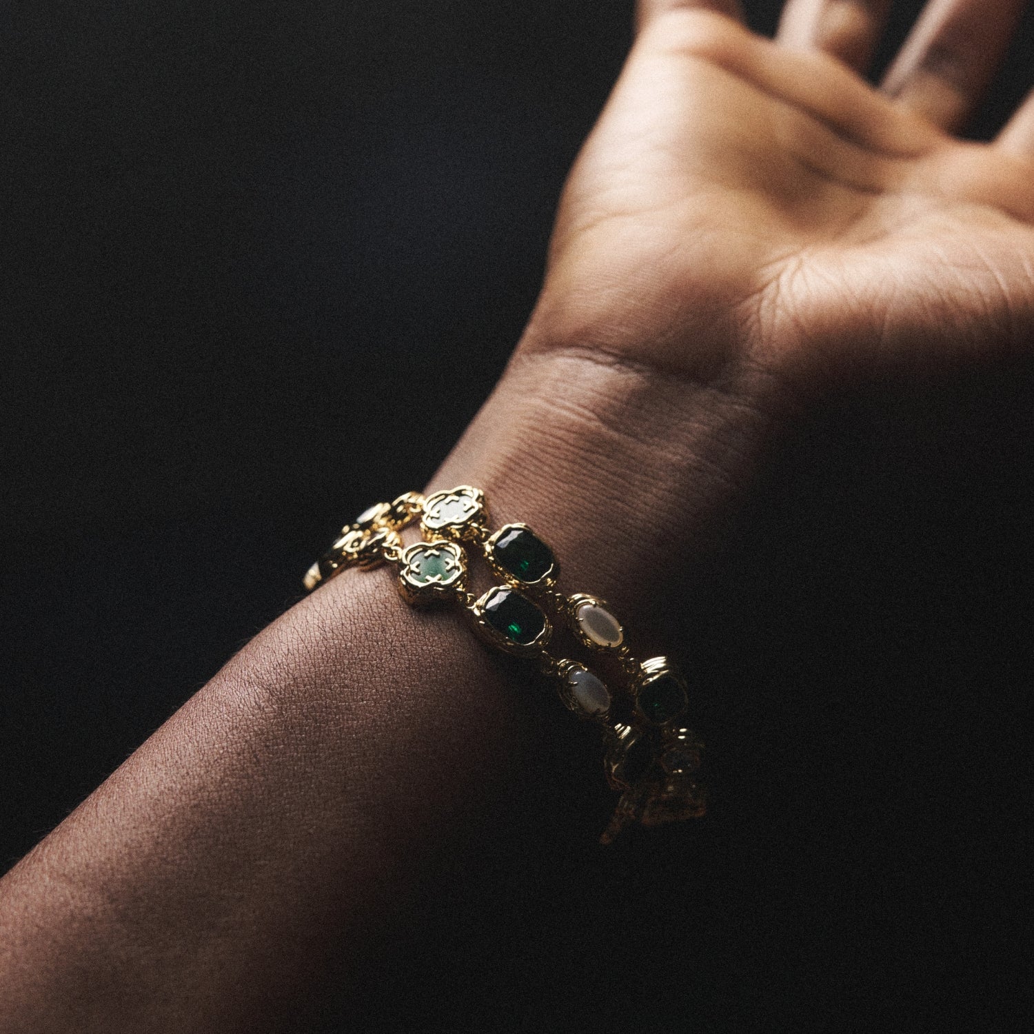 Melted Emerald Gemstone Bracelet (Gold) - Image 6