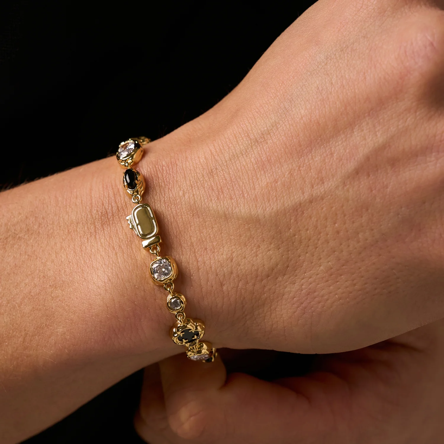 Melted Onyx Gemstone Bracelet (Gold) - Image 3