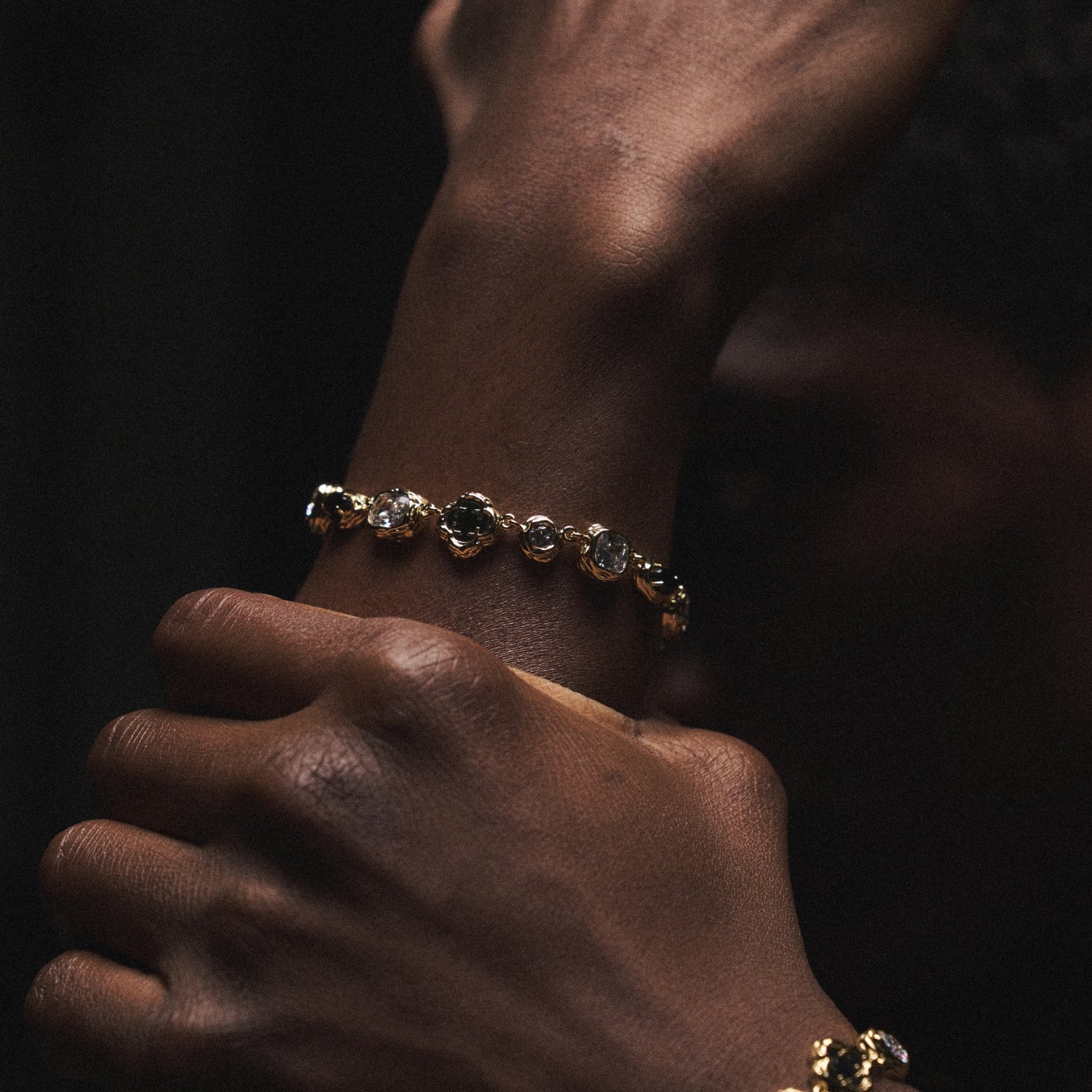 Melted Onyx Gemstone Bracelet (Gold) - Image 6