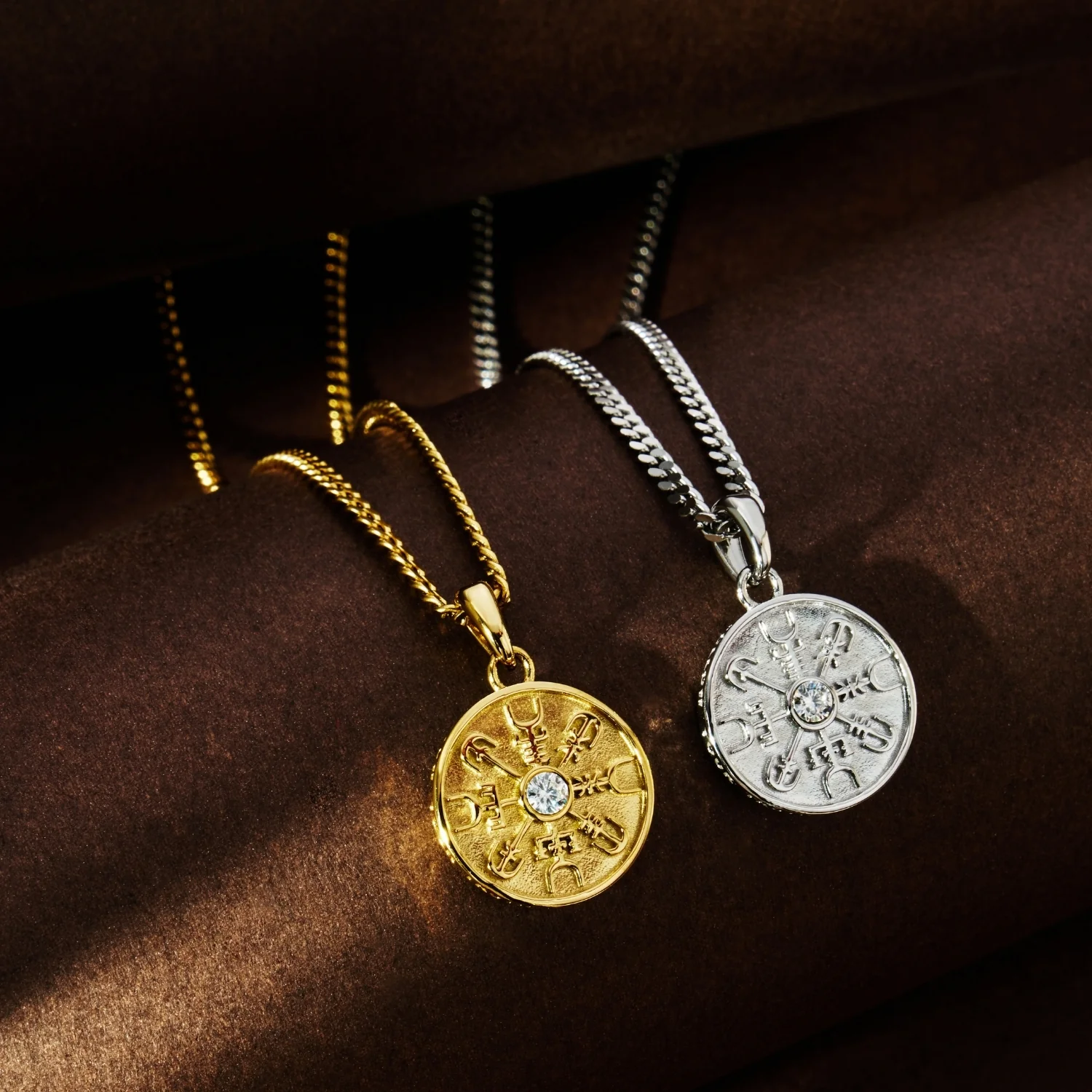 Nordic Compass (Gold) - Image 3