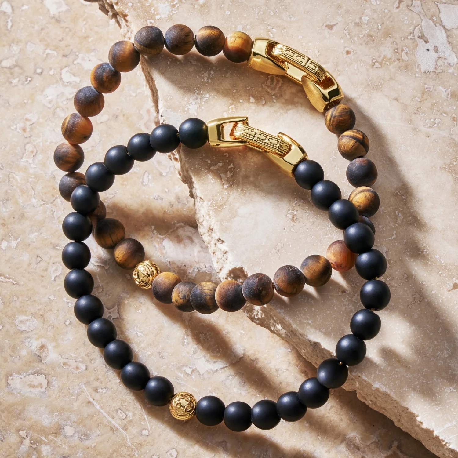Onyx Bead Lock Bracelet (Gold) - Image 4