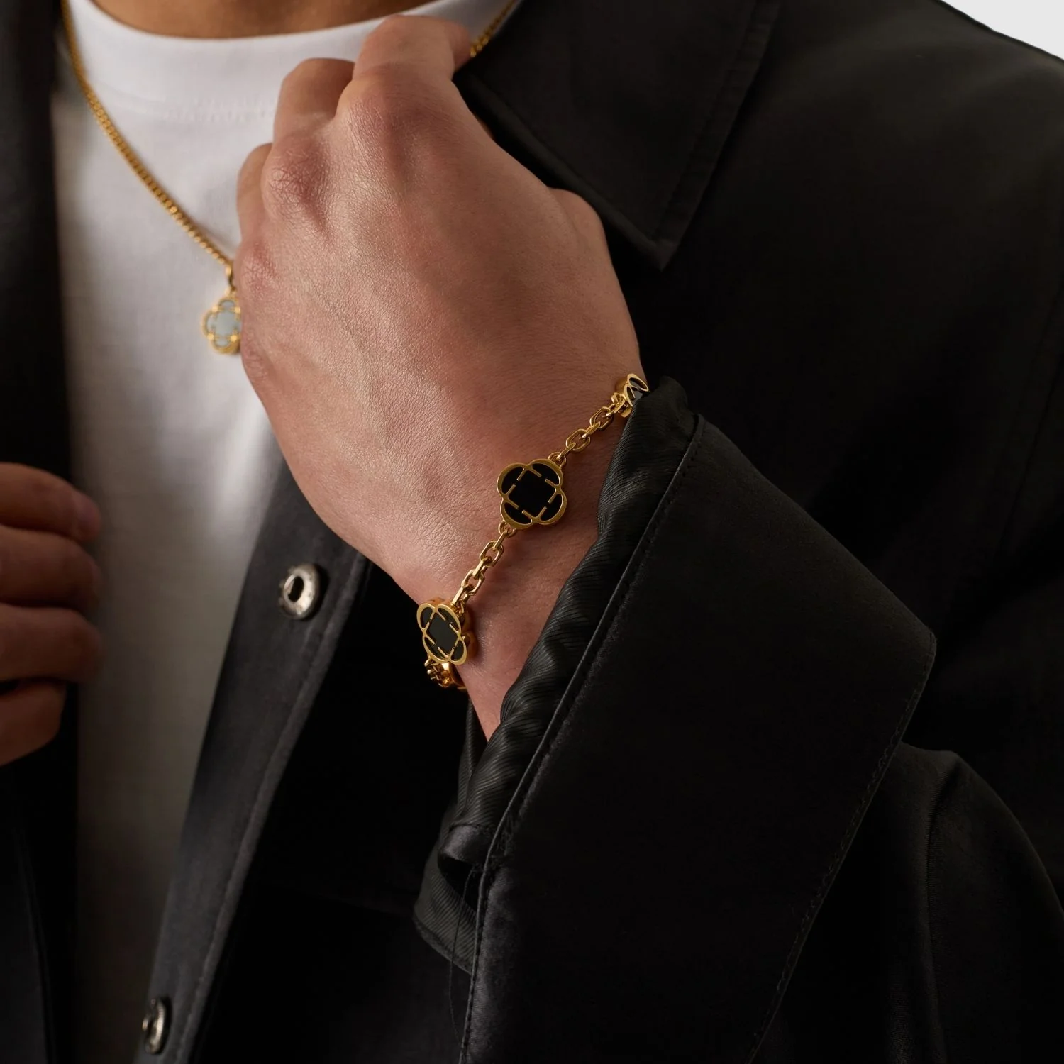 Onyx Clover Stone Bracelet (Gold) - Image 5