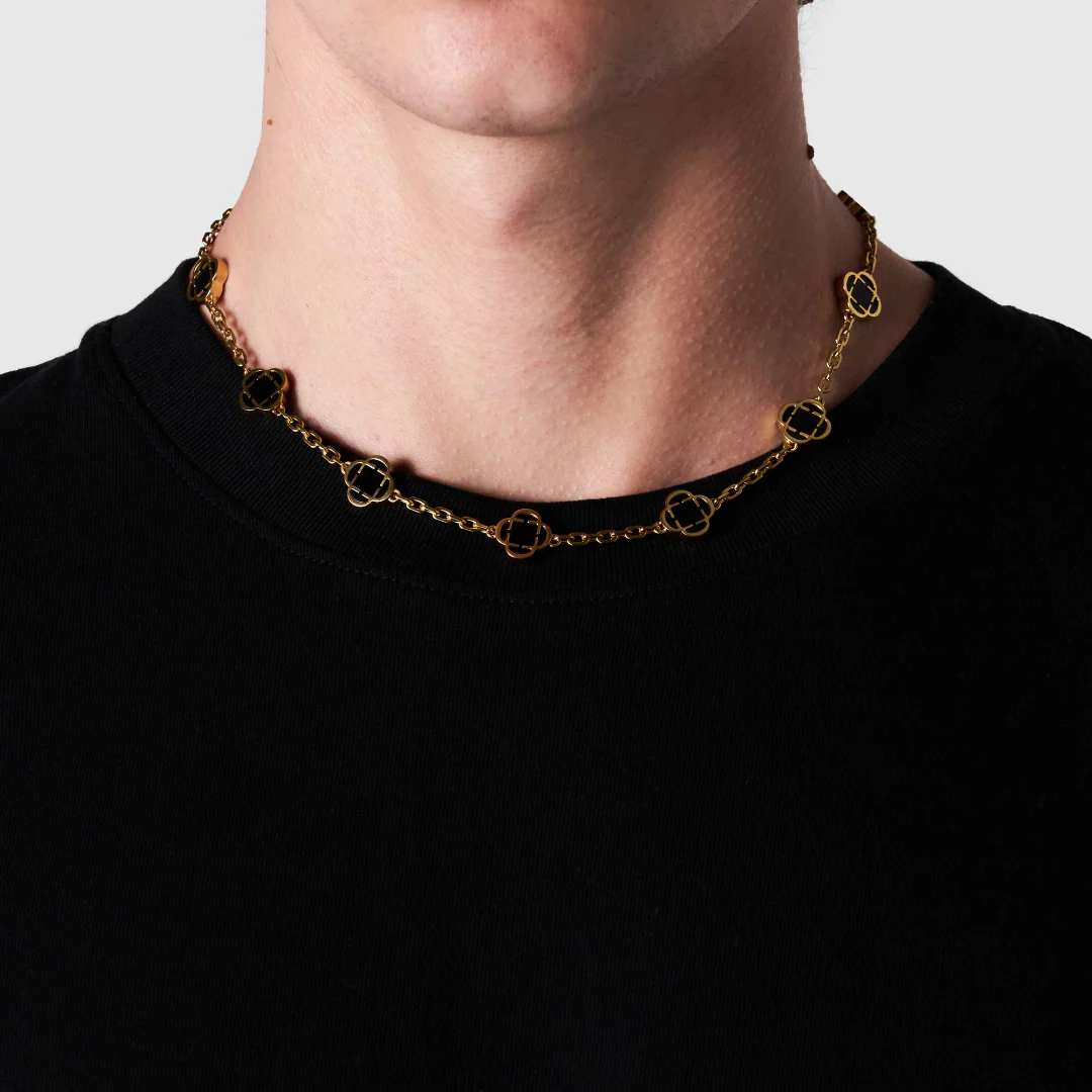 Onyx Clover Stone Necklace (Gold) - Image 2
