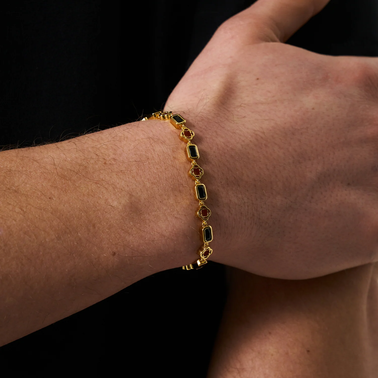Onyx Gemstone Clover Bracelet (Gold) - Image 3