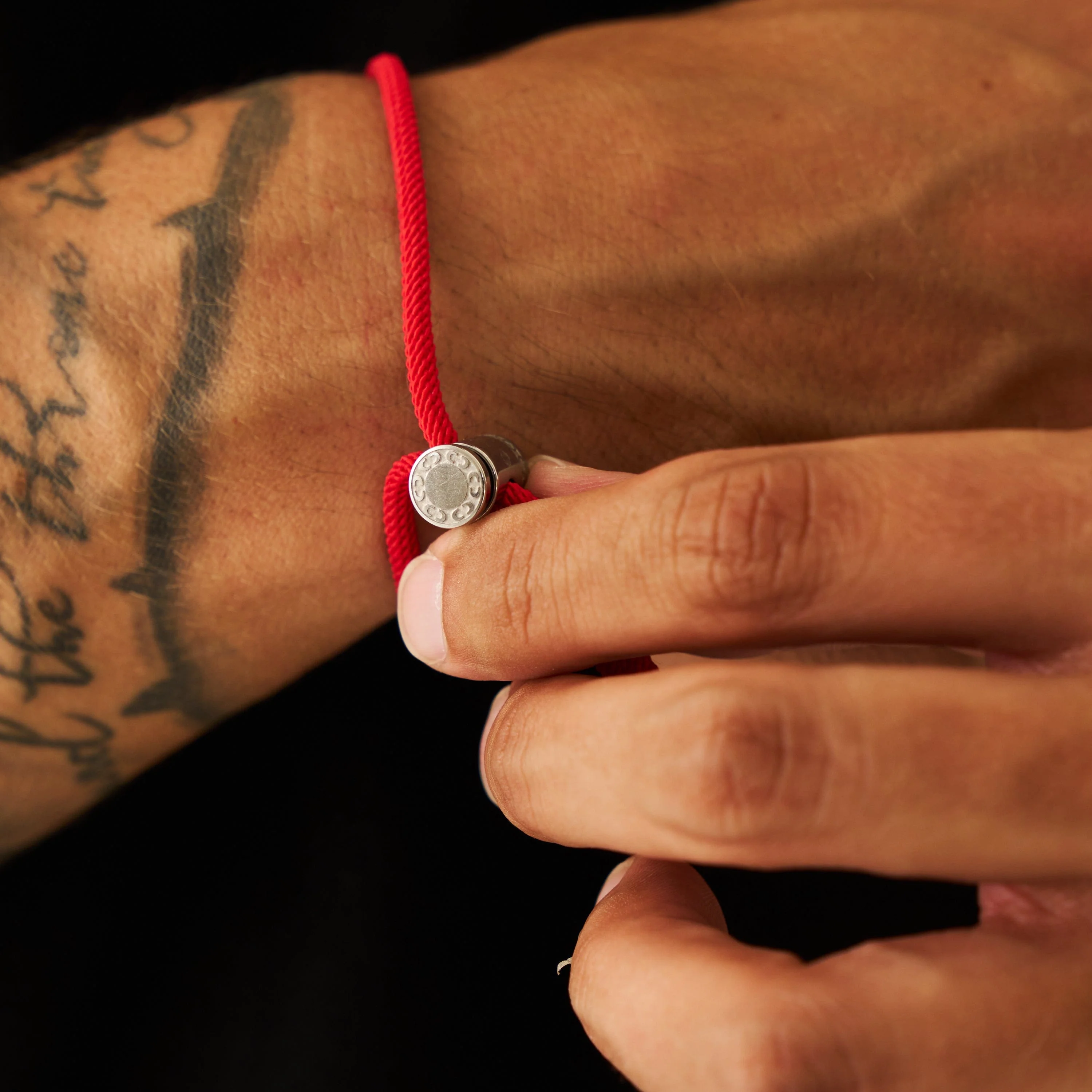 Red Cord Toggle Bracelet (Silver) - Image 3