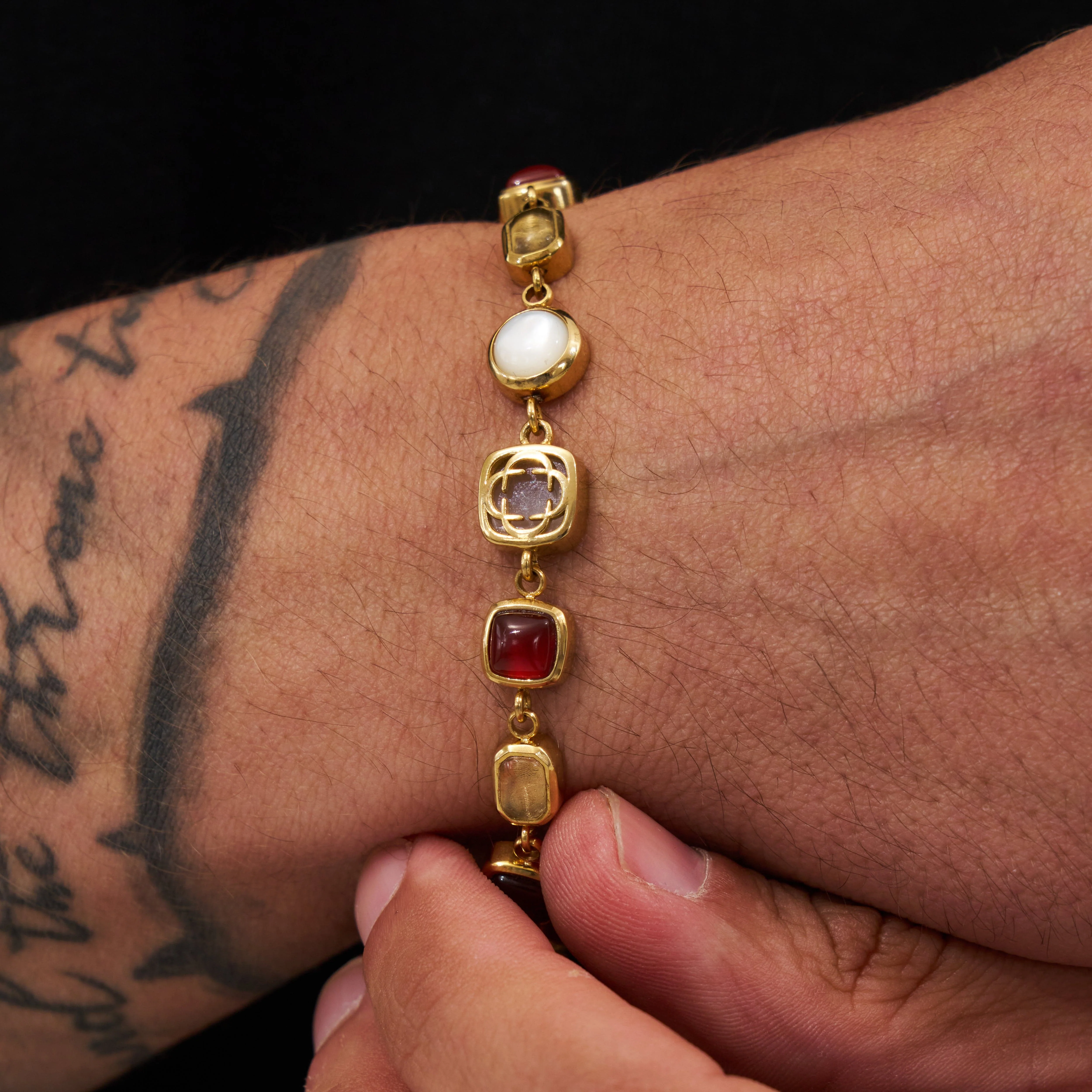Red Crystal Gemstone Bracelet (Gold) - Image 3