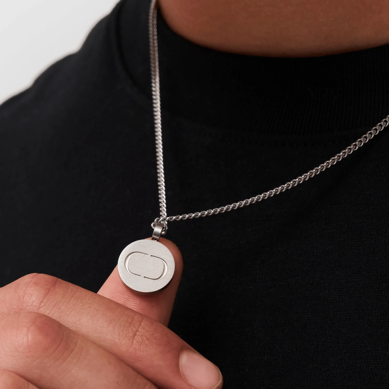 Round Totem Pendant (Silver) - Image 4