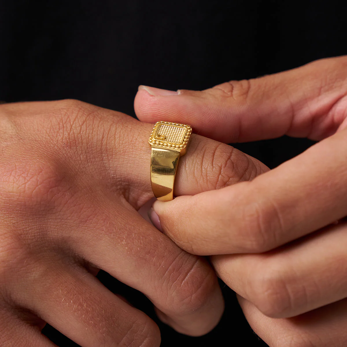 Royal Signet Ring (Gold) - Image 5