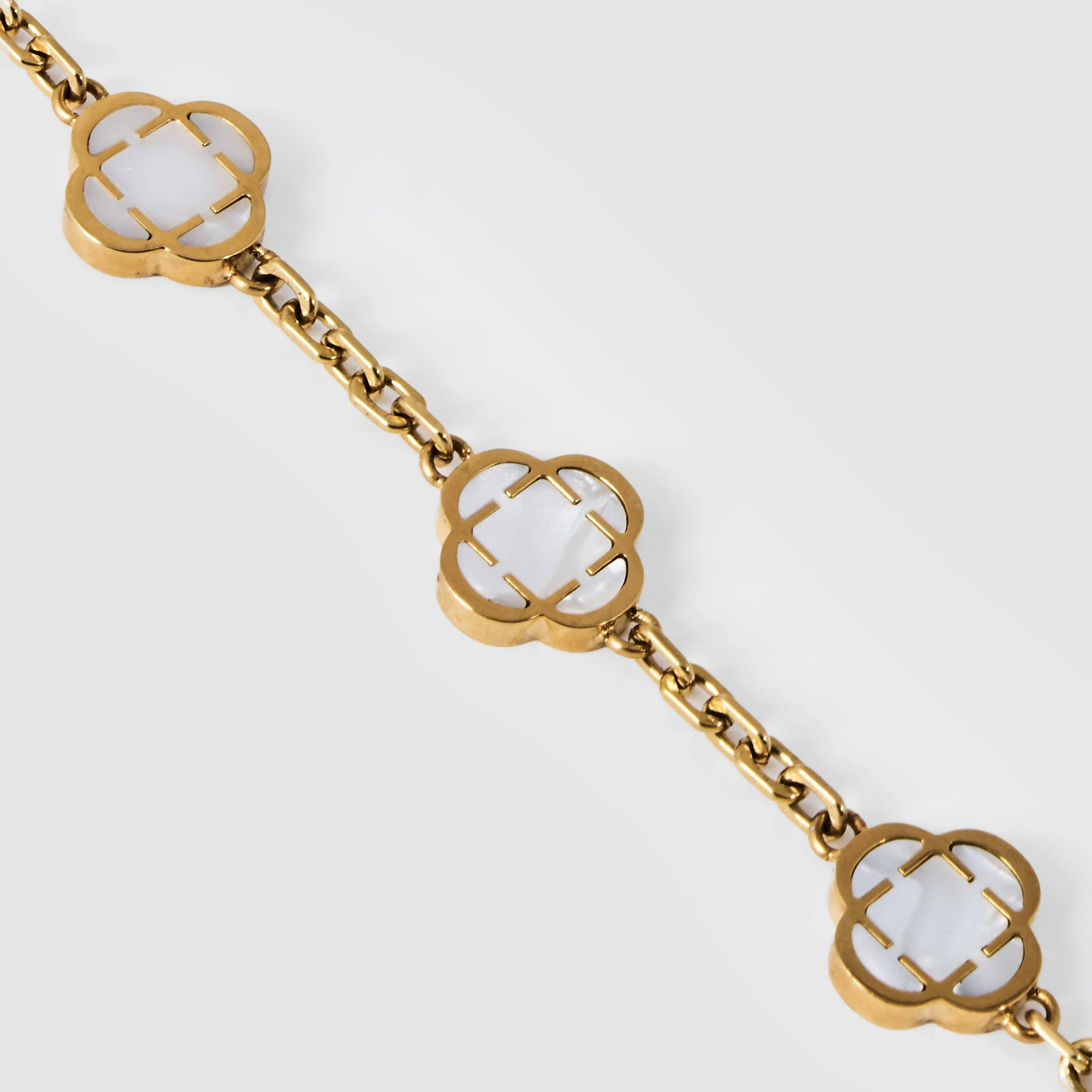 White Clover Stone Bracelet (Gold) - Image 4